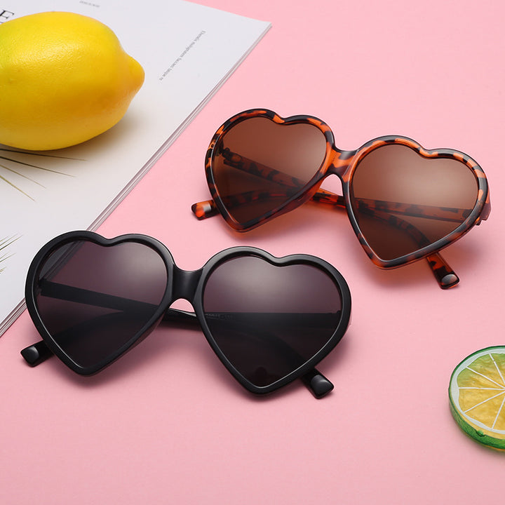 Women Heart Shaped Sunglasses with Stylish Frame Bowlift