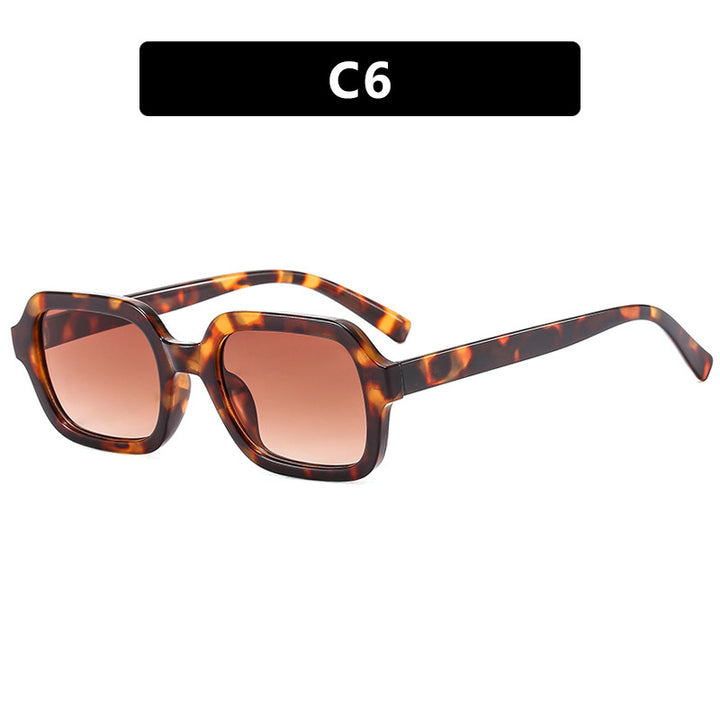 Women square sunglasses in elegant design Bowlift