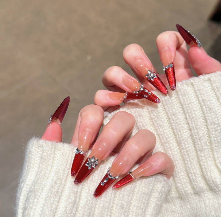 Crystal-Embellished Press-On Nail Extensions Bowlift