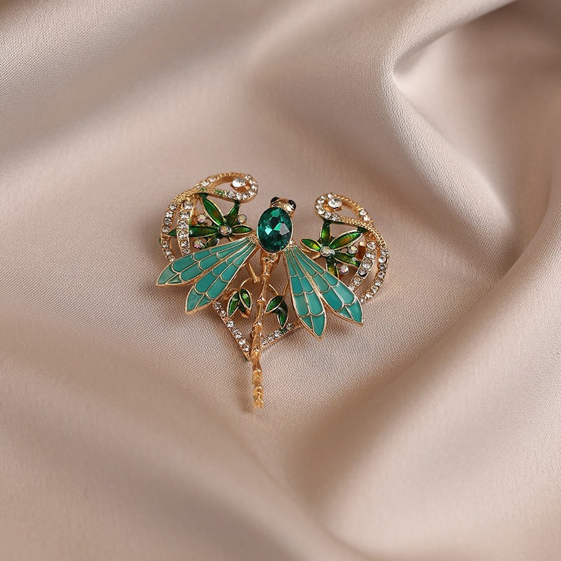 Exquisite Dragonfly Brooch with Sparkling Crystals Bowlift