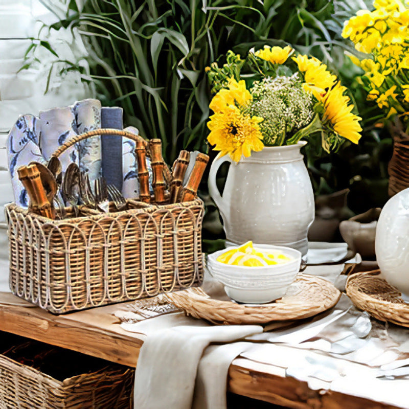 Practical storage basket in elegant design Bowlift