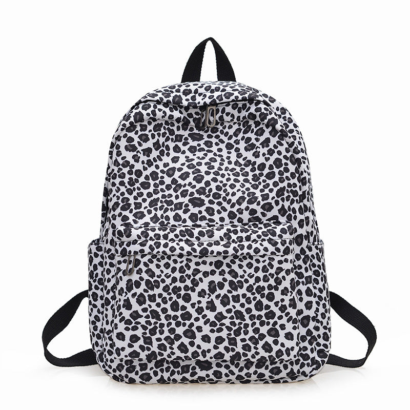 Stylish Backpack in Leopard Print Bowlift