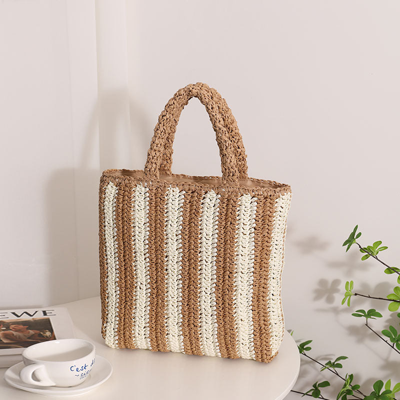 Fashionable basket bag with textured fold design Bowlift