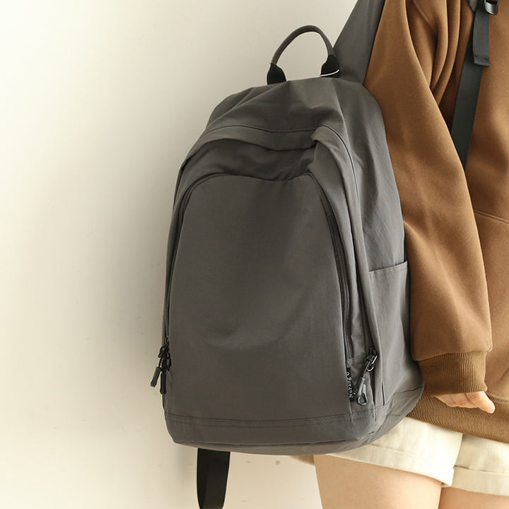 Practical everyday backpack with reinforced bottom and versatile compartments Bowlift