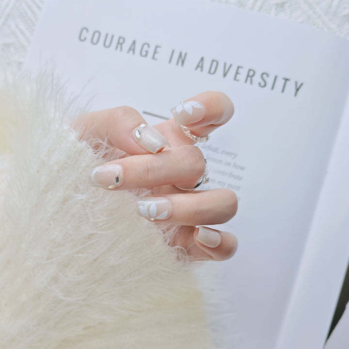 Elegant French Tip Press-On Nails Bowlift