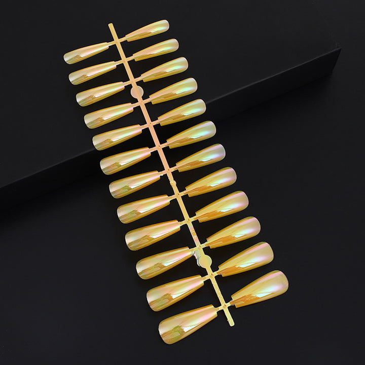 Artifical nails in modern holographic design Bowlift