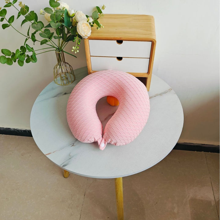 Unisex Neck Support with ergonomic design and removable cover Bowlift