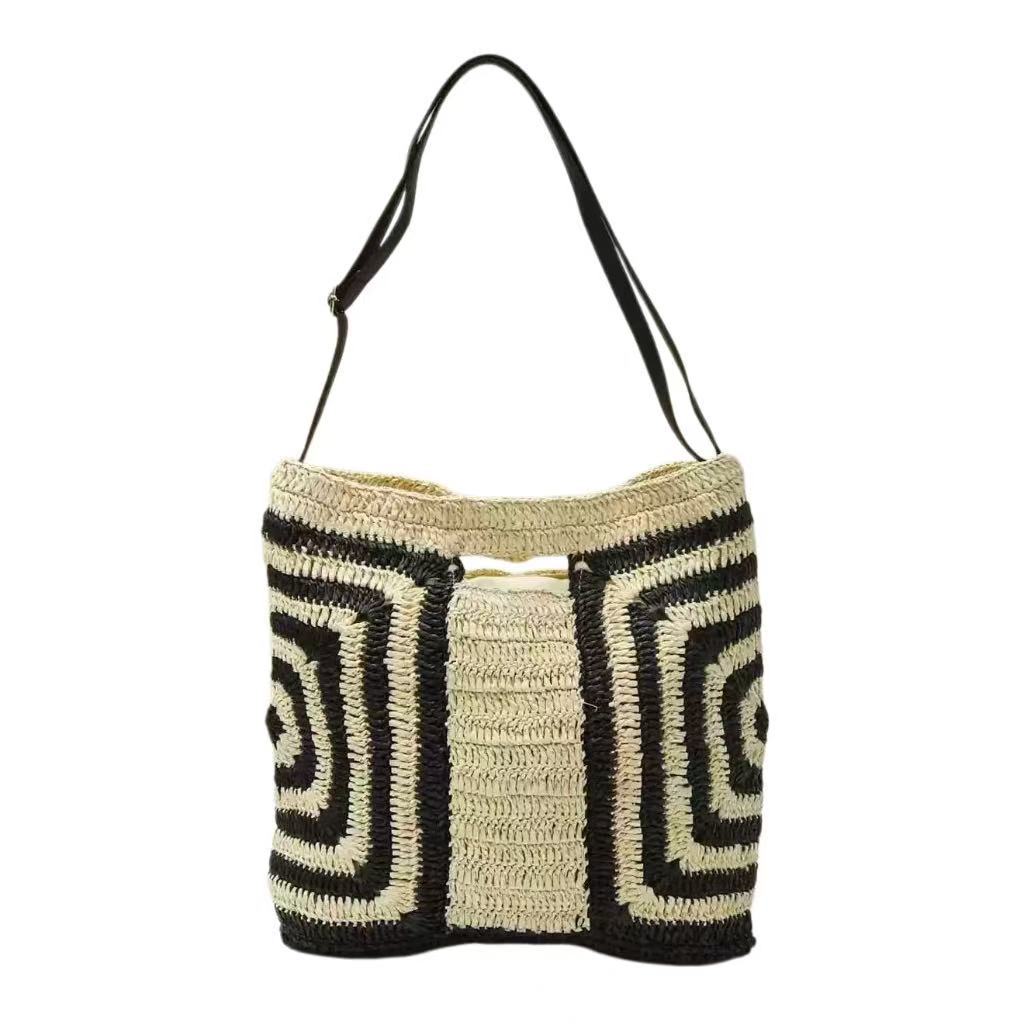 Handbag with Modern Geometric Design Bowlift