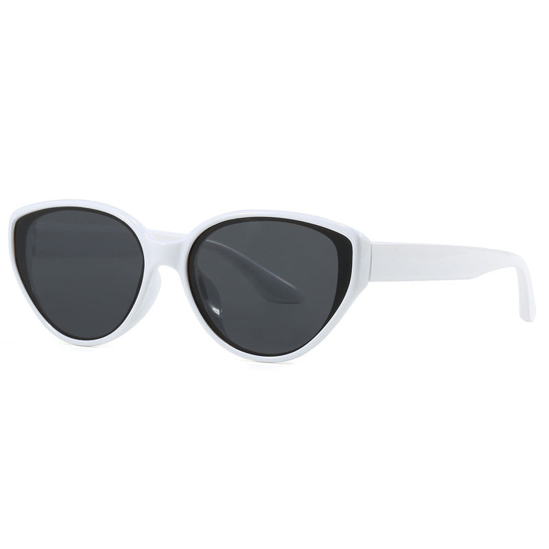 Women Cat-Eye Sunglasses with Modern Design Bowlift