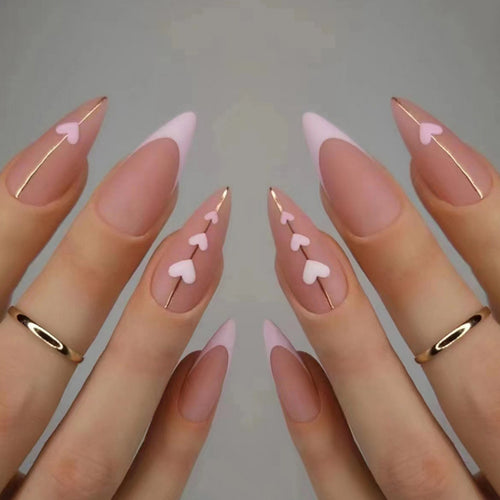Heart-Inspired Elegant Nail Art Bowlift