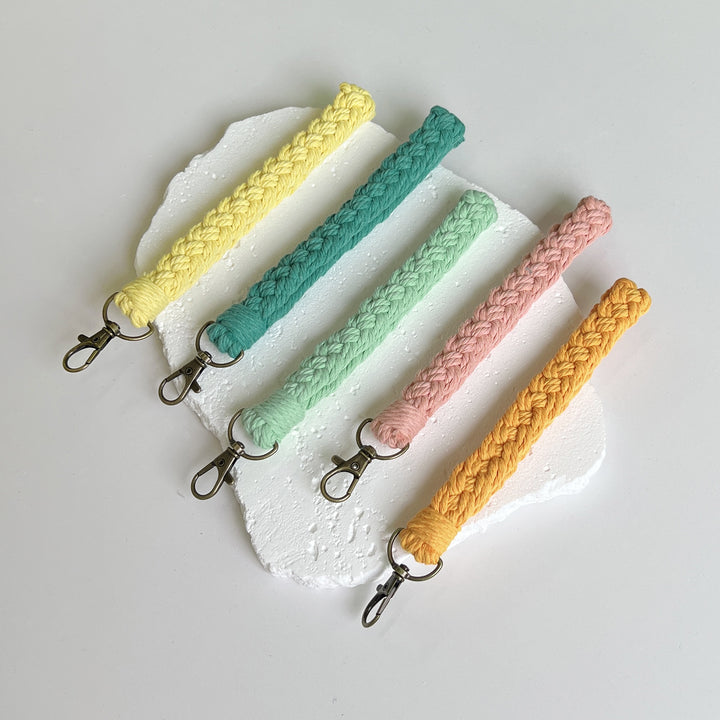 Braided Keychain Holder Bowlift