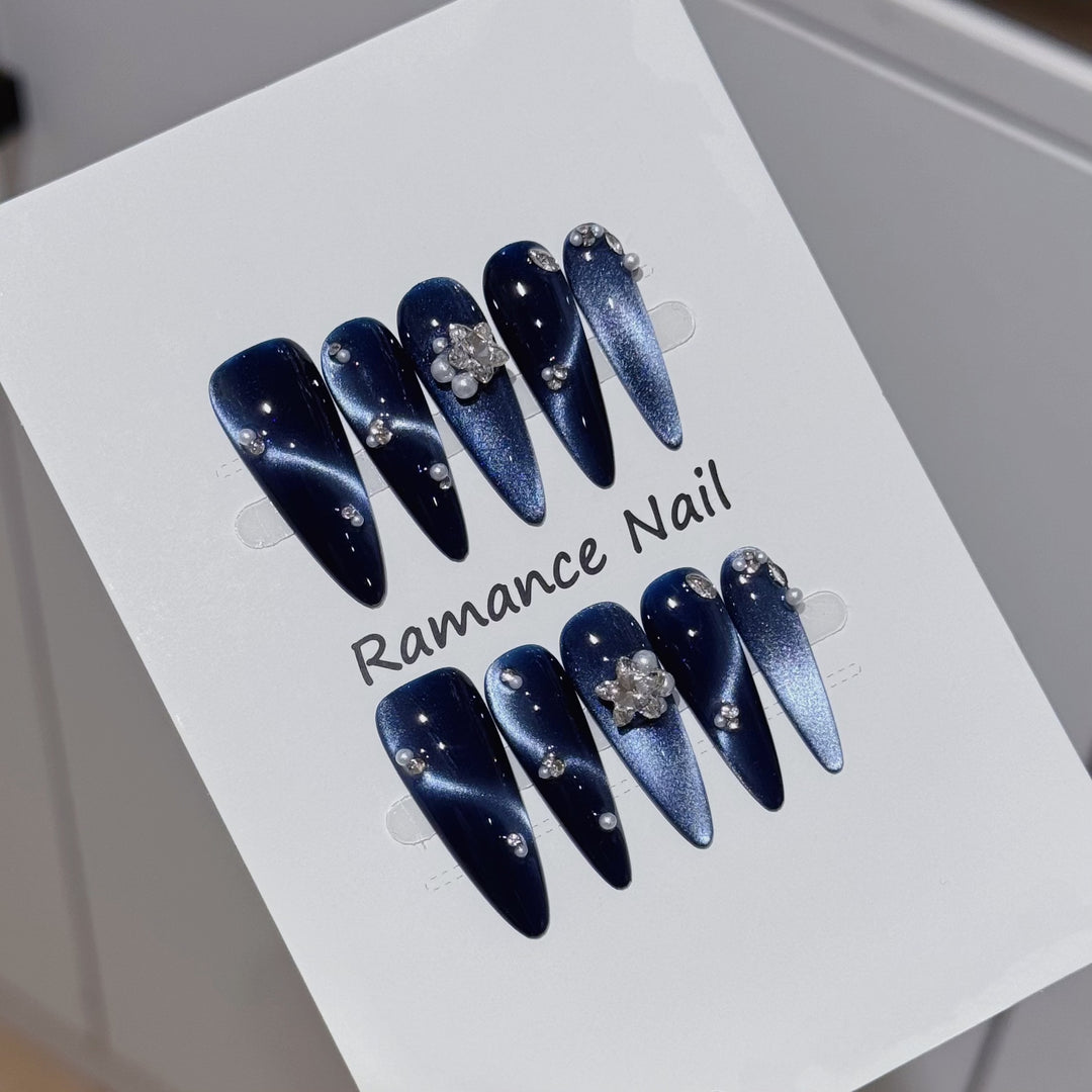 Decorative Press-On Nail Enhancements Bowlift