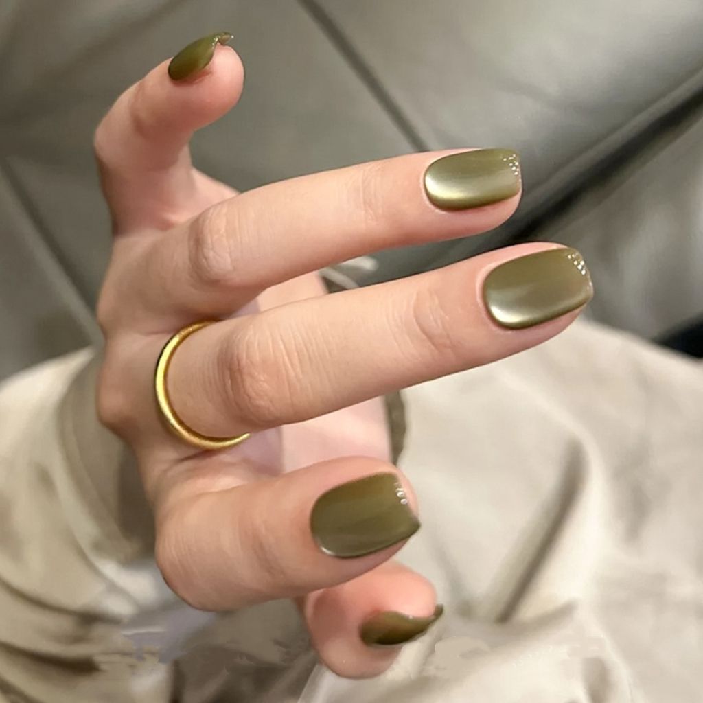 Decorative Heart Design Press-On Nails Bowlift