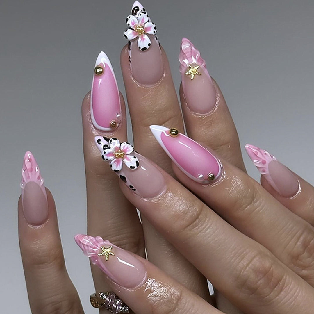 Artful nail art with floral accents Bowlift