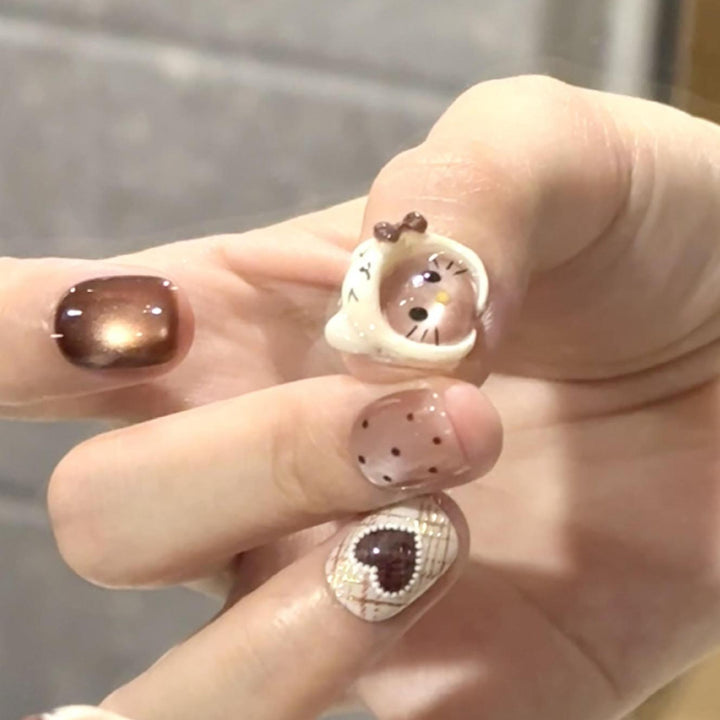 Artifical nails with Playful Animal Design Bowlift