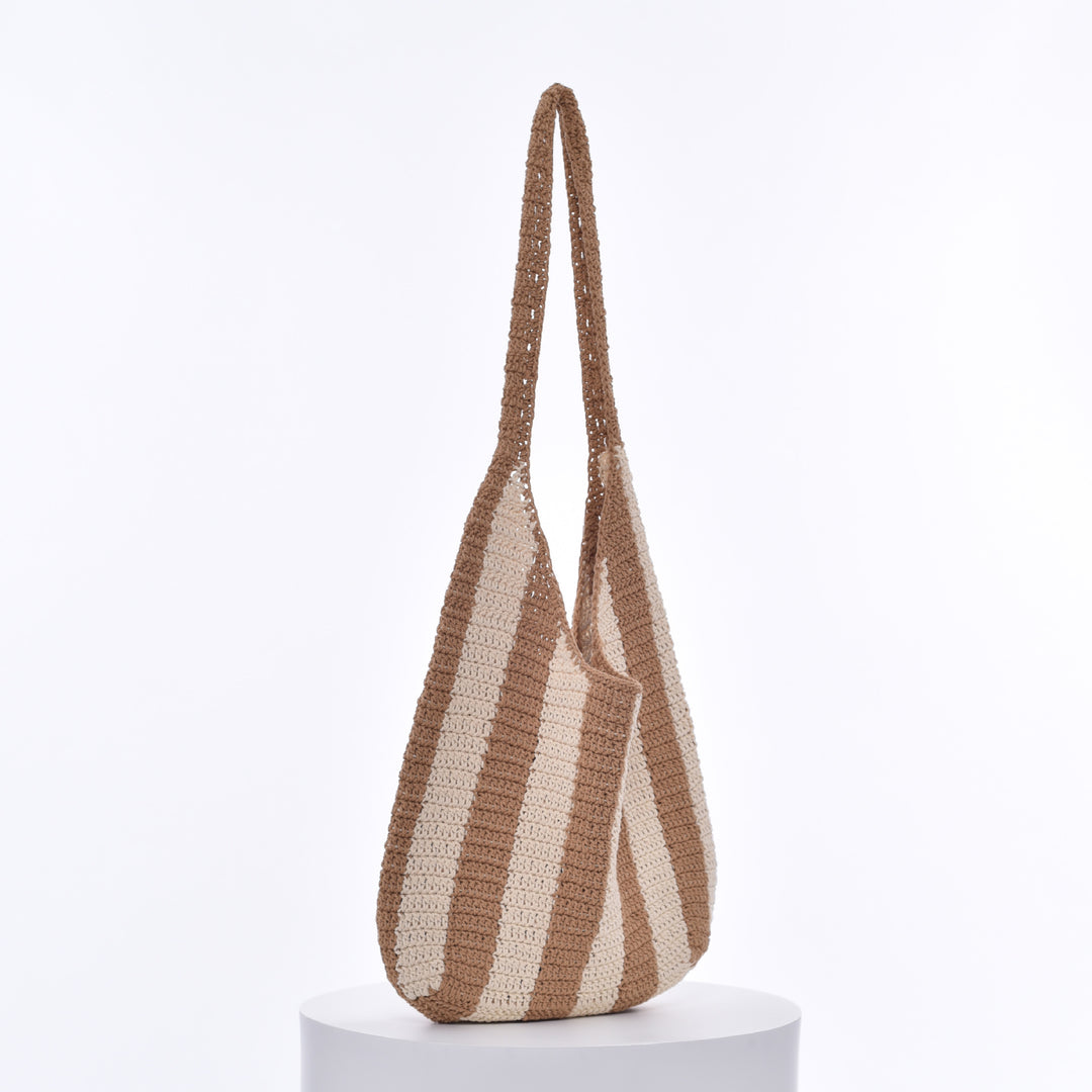 Handmade knitted bag Bowlift