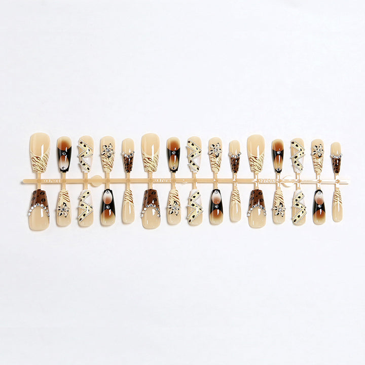 Artificial nail set with unique design Bowlift