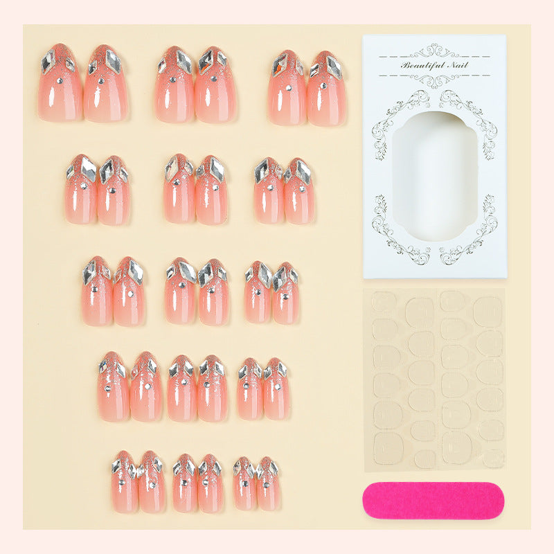 Decorative Press-On Nail Set with Elegant Silver Accents Bowlift