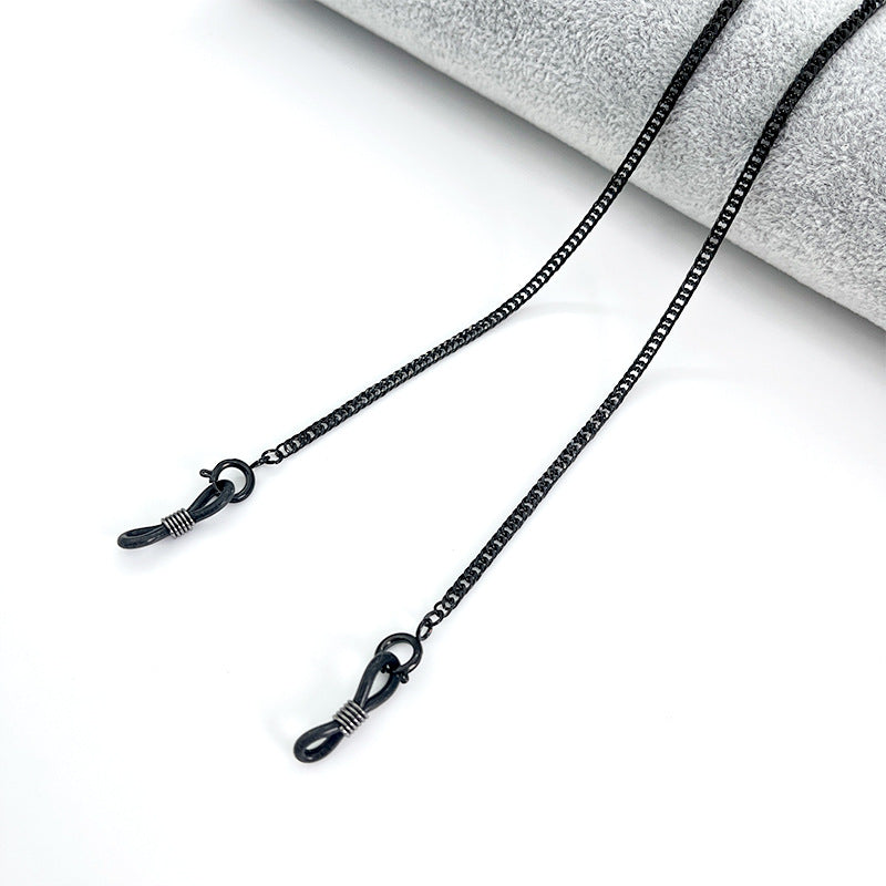 Metallic Eyewear Chain Bowlift