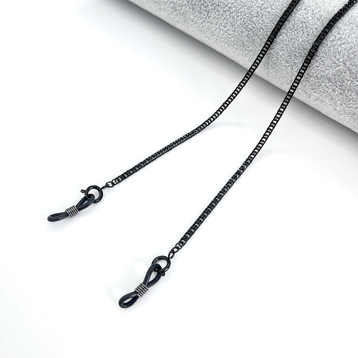 Metallic Eyewear Chain Bowlift