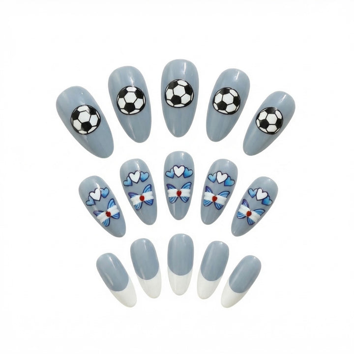 Sporty artificial nails with soccer motif Bowlift