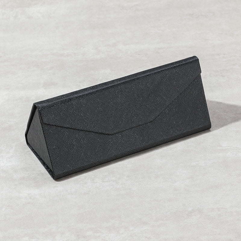 Triangular Eyewear Pouch Bowlift