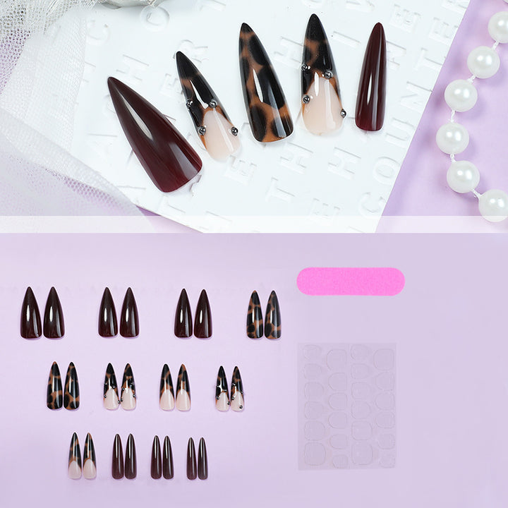 Artificial nail set with elegant leopard and burgundy design Bowlift