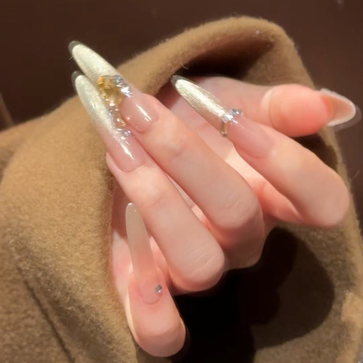 Stylish Stiletto Press-On Nail Extensions Bowlift