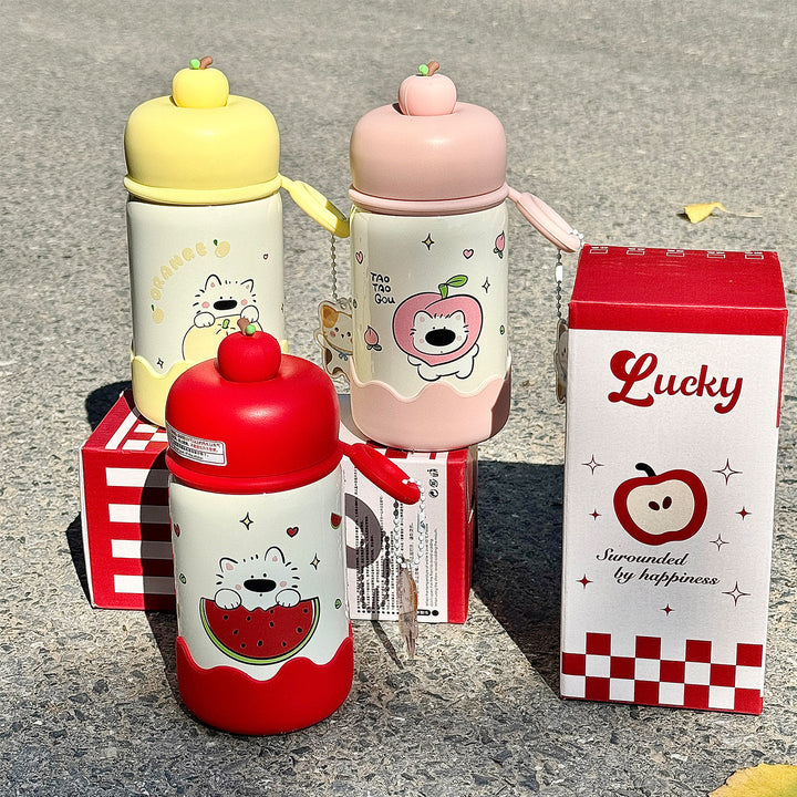 Women's water bottle with interactive fruit lid Bowlift