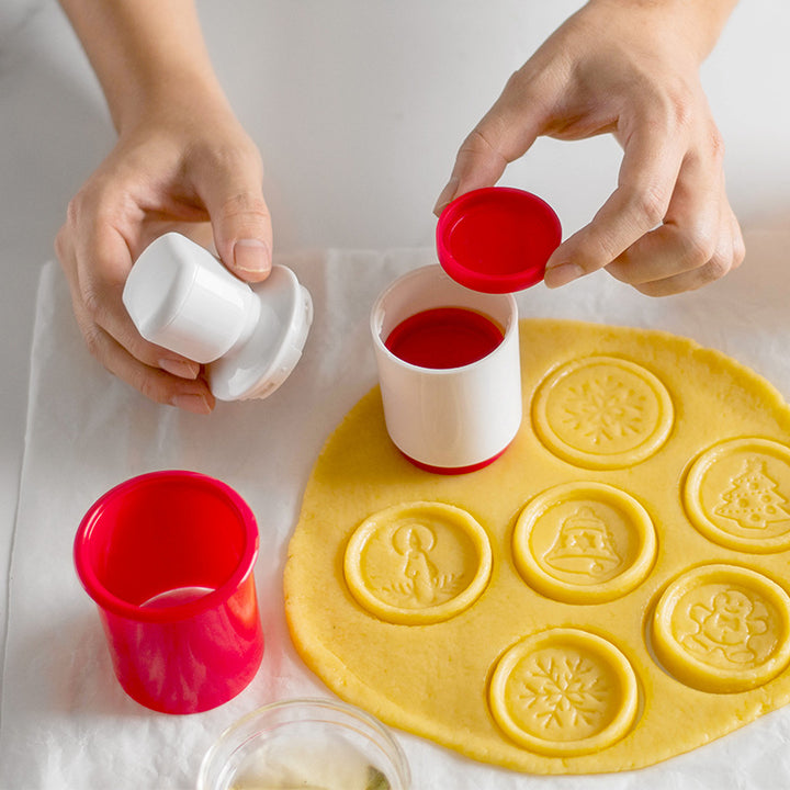 Funnier silicone cookie stamp with animal motifs Bowlift