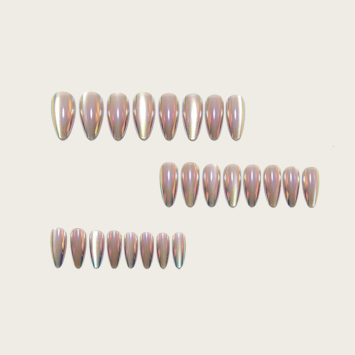 Glamorous Artificial Nails In Elegant Gloss Finish Bowlift