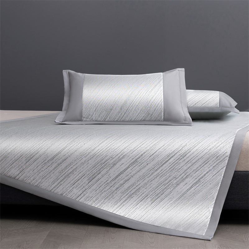 Women's Luxurious Bedspread with Elegant Two-Tone Design Bowlift