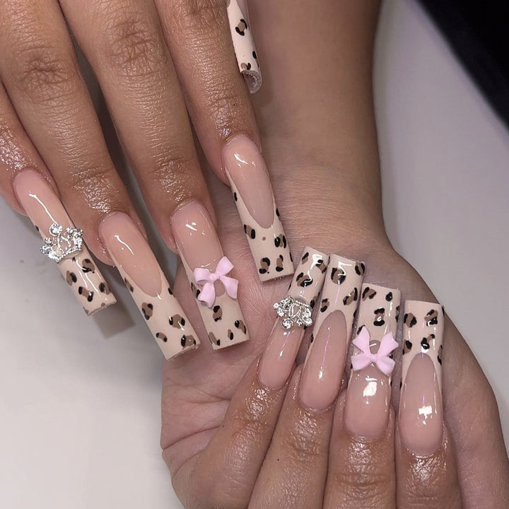 Animal Print Glam Press-On Nails Bowlift