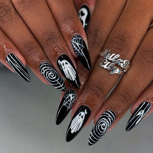 Gothic Themed Stiletto Press-On Nails Bowlift