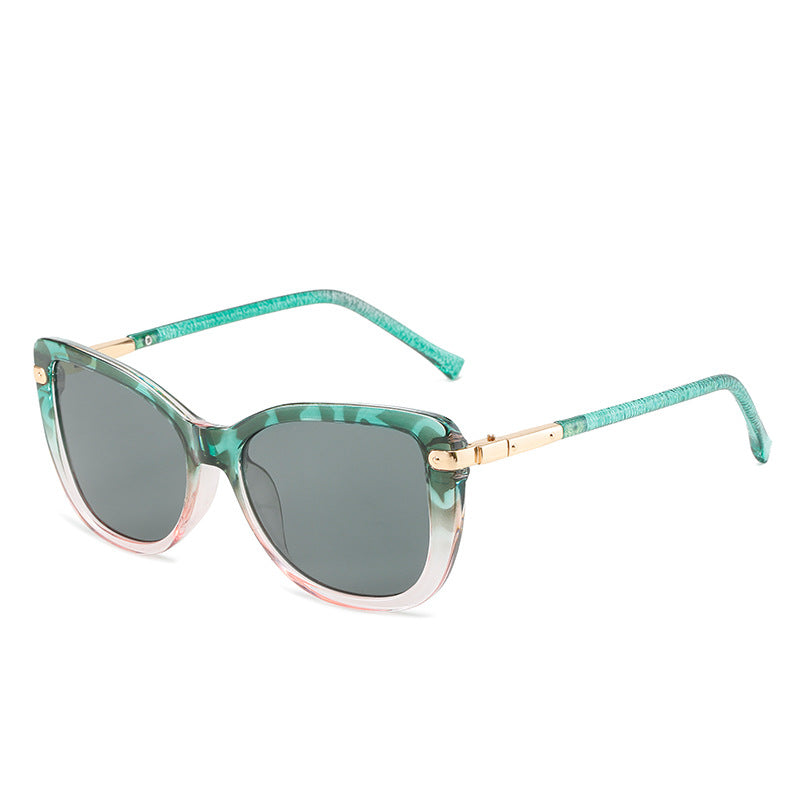 Women Fashion Cat Eye Sunglasses with Luxurious Frame Bowlift