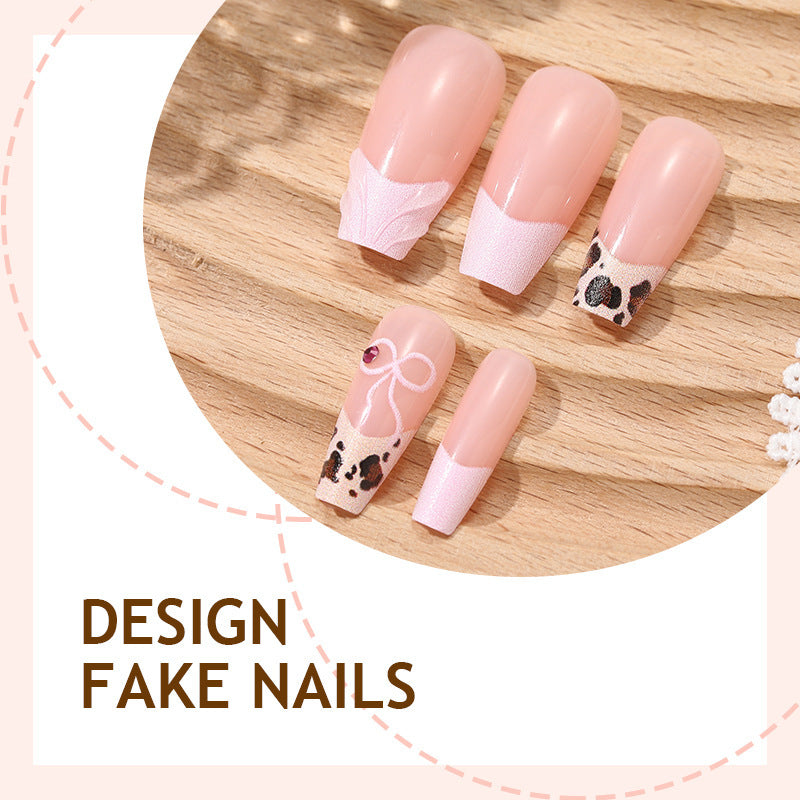 Artificial Nail Set with Cute Panda Design and Gloss Finish Bowlift