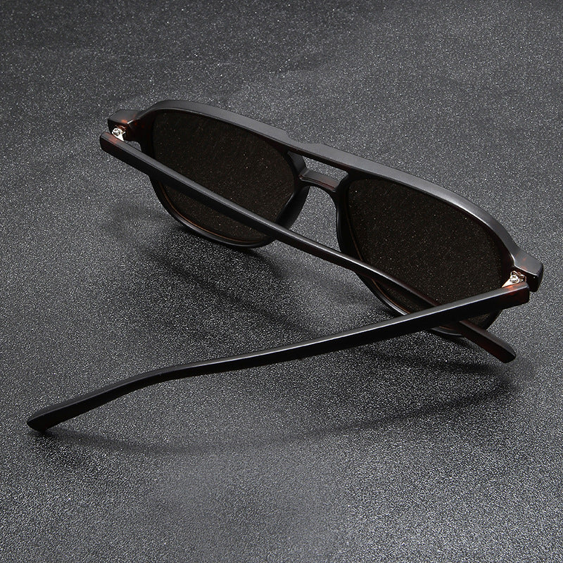 Women's Designer Sunglasses with fashionable tortoiseshell frame and UV protection Bowlift