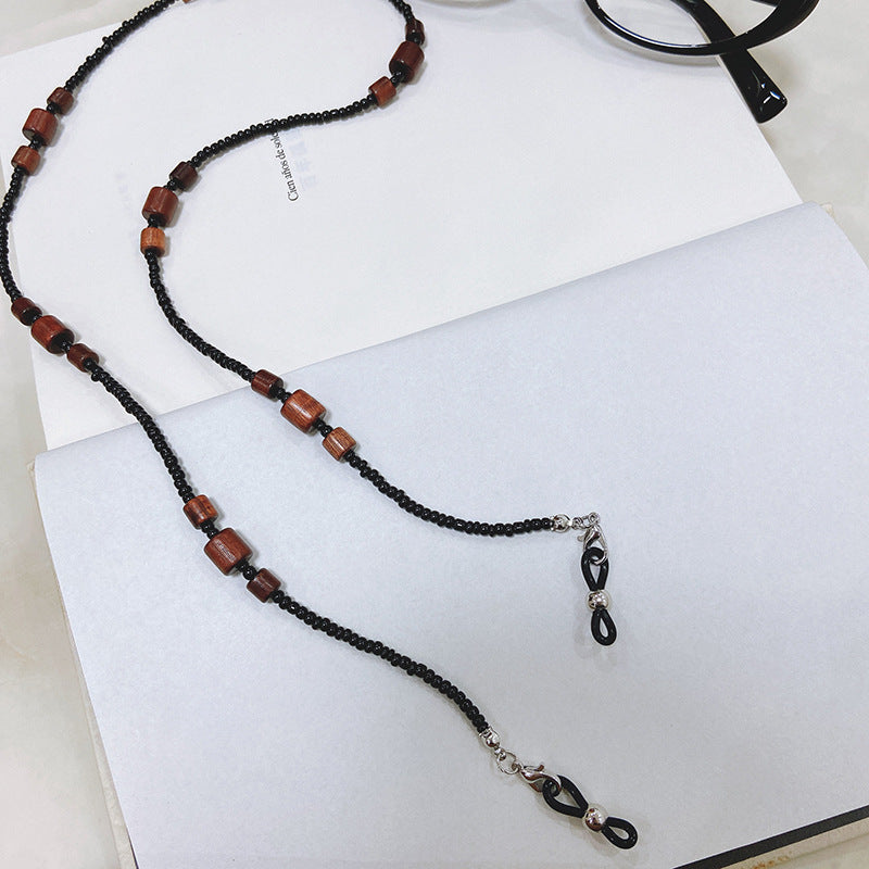 Fashionable glasses holder chain with stylish beads Bowlift
