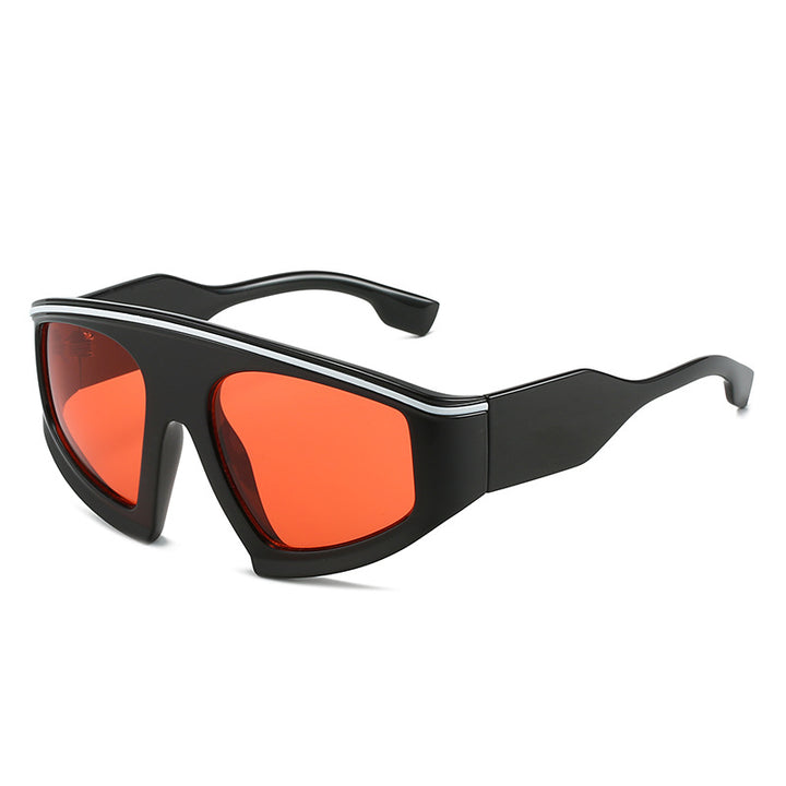 Ladies Sporty Sunglasses with Stylish Frame and Large Lenses Bowlift
