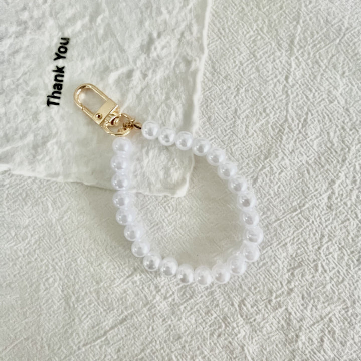 Pearl Beaded Chain Bowlift