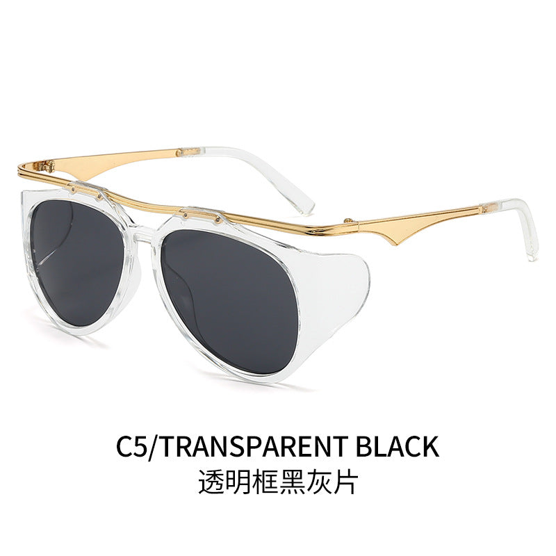 Ladies Fashion Sport Sunglasses with Oversized Frame and Golden Accents Bowlift