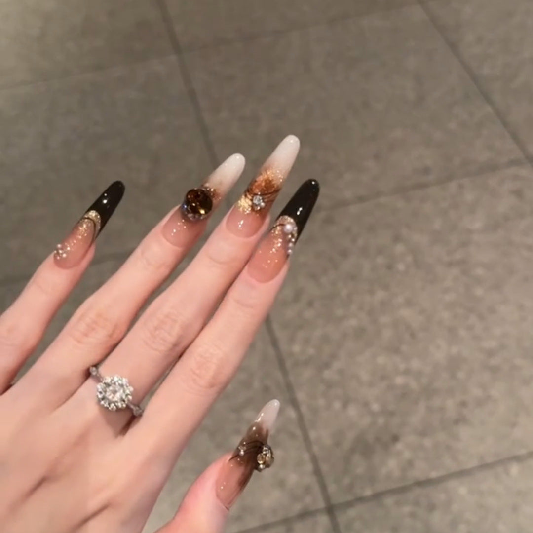 Creative Design Nails Bowlift