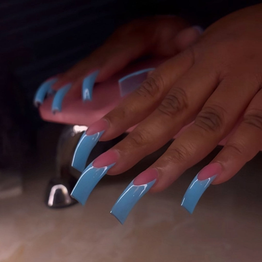 Glossy Long Stiletto Press-On Nails Bowlift
