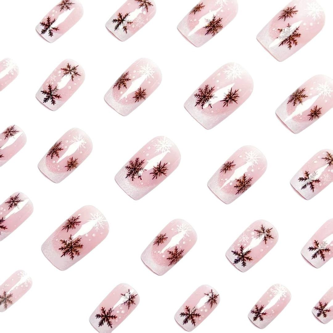 Winter-Themed Nail Art Set Bowlift
