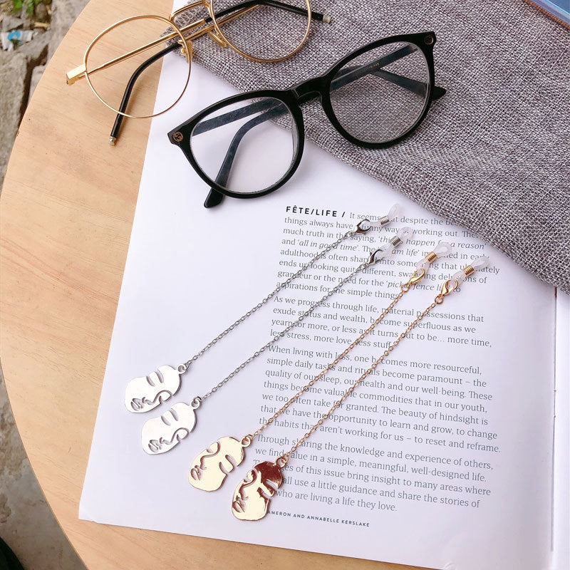 Artistic Eyewear Chain Holder Bowlift