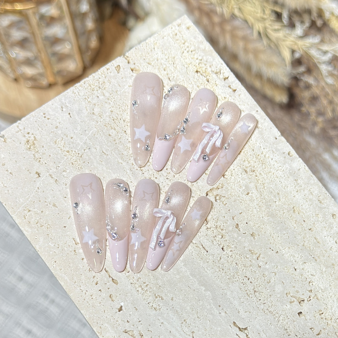 Elegant Starry Inspired Press-On Nail Art Set Bowlift
