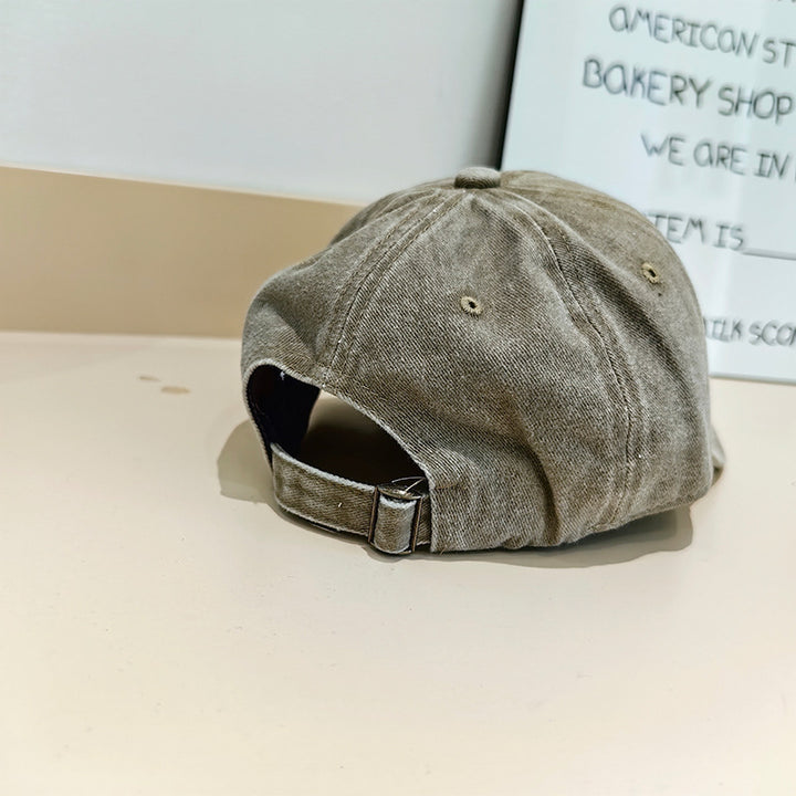 Men's Vintage-Style Cotton Cap Bowlift