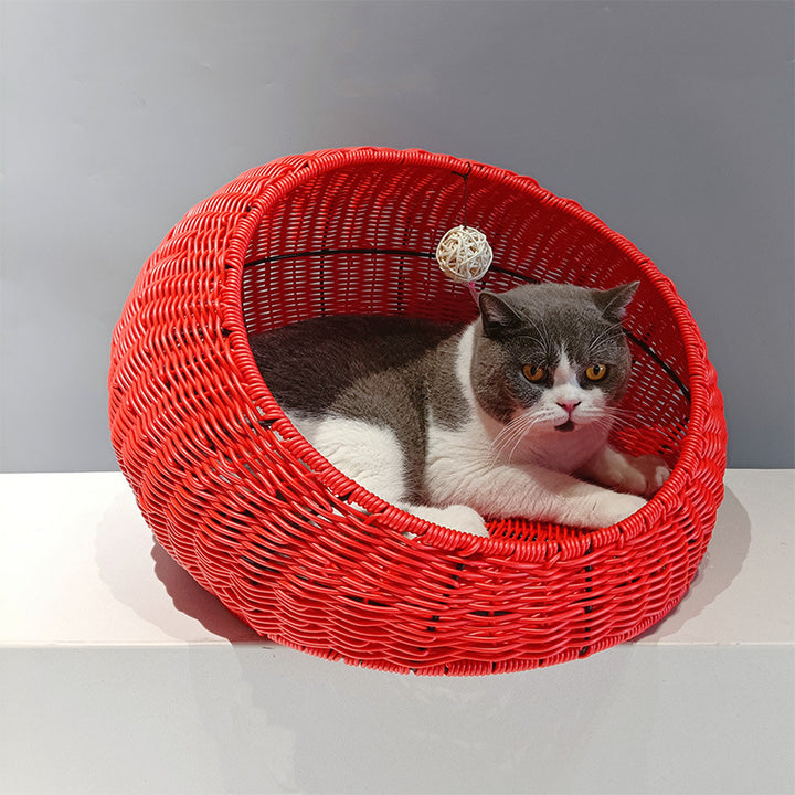 Cozy cat bed made of woven natural material Bowlift