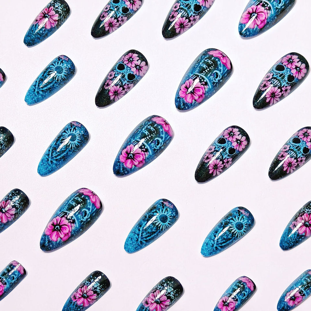 Artificial nails with Lifelike Skull Design and Floral Accents Bowlift