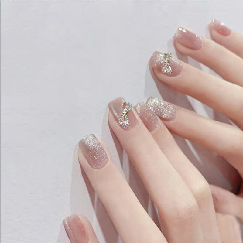 Festive Holiday Themed Press-On Nail Art Bowlift